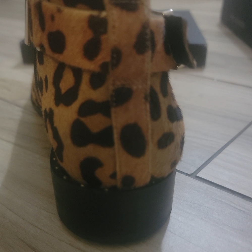 Pre-loved Steve Madden Chavi-L Leopard ankle boots sz 10 - Picture 10 of 10